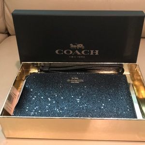 Coach- midnight blue/glitter/Small wristlet